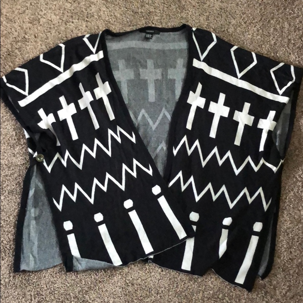 Forever 21 Black Cream Poncho